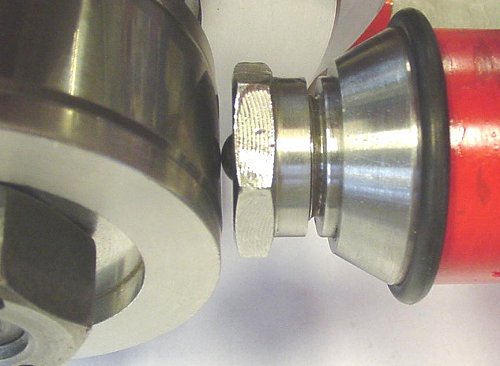 View enlarged: test rig contact point
